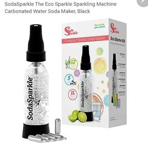 Soda Sparkle compact home soda maker